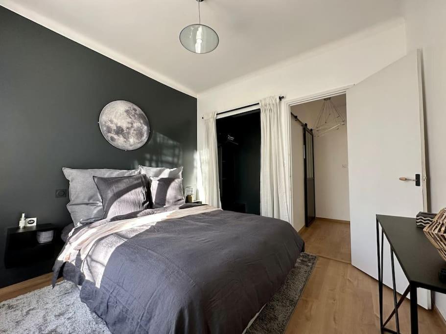 Le Lutz Apartment นีมส์ ภายนอก รูปภาพ